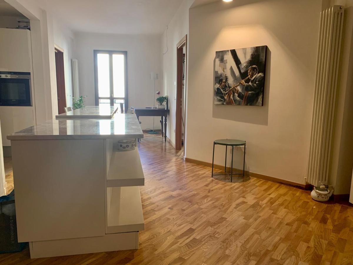 شقة Loft Del Pratello بولونيا المظهر الخارجي الصورة