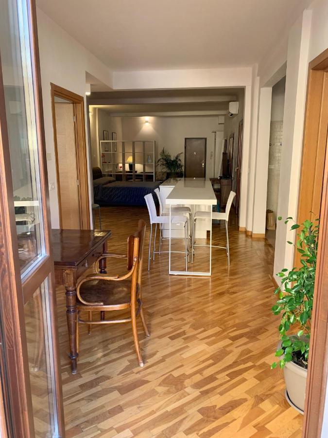 شقة Loft Del Pratello بولونيا المظهر الخارجي الصورة